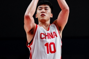 火爆抗能力強對陣王俊杰仍然是大前鋒位置的高效球員 有機會就進攻比賽回放_火爆抗能力強對陣王俊杰仍然是大前鋒位置的高效球員 有機會就進攻比賽回放在線觀看_免費看直播