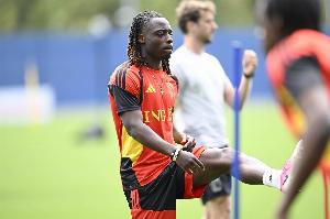 極速比媒：多庫的呼吸道感染仍未痊愈，對新西蘭大概率不會(huì)首發(fā)首發(fā)陣容_極速比媒：多庫的呼吸道感染仍未痊愈，對新西蘭大概率不會(huì)首發(fā)首發(fā)陣容在線觀看_免費(fèi)看直播
