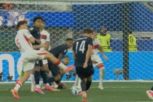 美國2-2扳平土耳其！伯哈爾特世界波破門，本場完成傳射