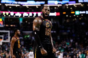 吉爾伯特：14年詹姆斯想回家我們也想要他 我飛到邁阿密與他面談