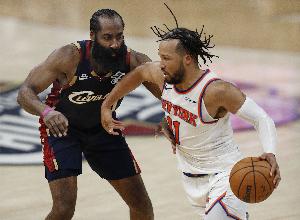 火爆用什么用勁球看NBA直播入口_火爆用什么用勁球看NBA直播入口在線觀看_免費看直播