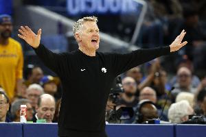 鄧利維選秀前曾詢問科爾陣容需求 科爾表示勇士鋒線很缺人