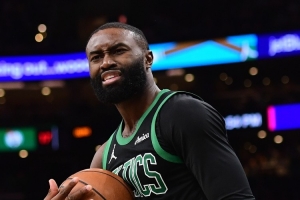 Windhorst：綠軍并非為換字母才不得不出布朗 而是早就決定交易他
