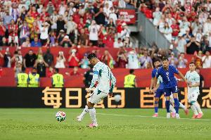 火爆比賽F1免費低調看直播_火爆比賽F1免費低調看直播在線觀看_免費看直播