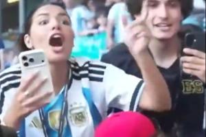 火爆觀眾與網紅Speed沖突，強烈譴責一切形式種族主義VSFIFA官方：針全場錄像_火爆觀眾與網紅Speed沖突，強烈譴責一切形式種族主義VSFIFA官方：針全場錄像在線觀看_免費看直播