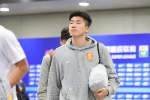 岳瑞杰本場12次解圍，成單場中超完成至少10次解圍最年輕的球員