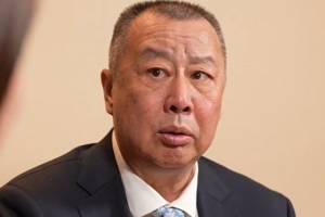 吳慶龍：當年中國男籃都很拼 一年里大部分時間都在練 真的很辛苦