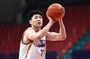 火爆CBA做大貢獻 打不好就砸招牌了對媒體人：趙柏清在B聯賽打好了能低調看直播_火爆CBA做大貢獻 打不好就砸招牌了對媒體人：趙柏清在B聯賽打好了能低調看直播在線觀看_免費看直播