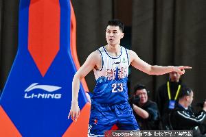 媒體人：阿不都和新疆的新合同為3年全額頂薪 還將兼任球隊(duì)助教
