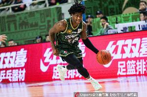 直播吧：同曦預計提交戴維斯、利夫外援優先續約權！多隊曾有意！