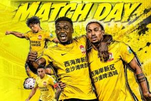 西海岸vs蓉城首發：4外援PK2外援!戴維森 韋世豪出戰，費利佩替補