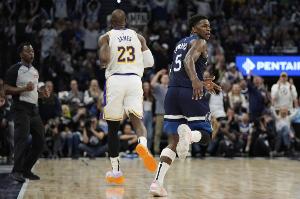 球神NBA卡不卡直播_球神NBA卡不卡直播在線觀看_免費看直播